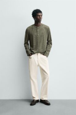 Alternative view of ÁO PHÔNG KẺ NGANG CỔ TÀU