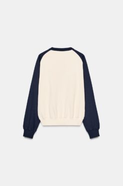 Alternative view of ÁO NỈ VARSITY