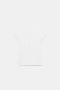 ÁO PHÔNG CÓ GÂN CÀI KHUY TRẮNG